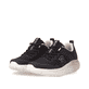Schwarze Rieker Sport Damen Sneaker Low W4400-01. Schuhpaar seitlich schräg.