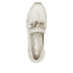 Beige Rieker Damen Loafer 58944-61 mit Deko-Kette sowie einem Gummizug. Schuh von oben.