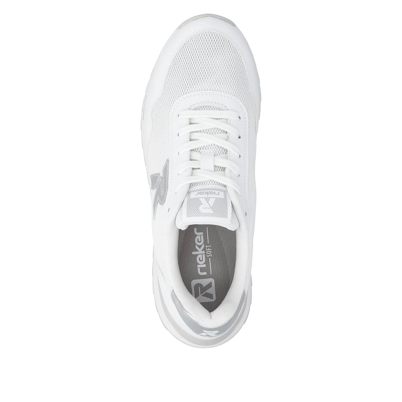 Weiße Rieker Damen Sneaker Low W2404-82 mit Schnürung sowie ultraleichter Sohle. Schuh von oben.