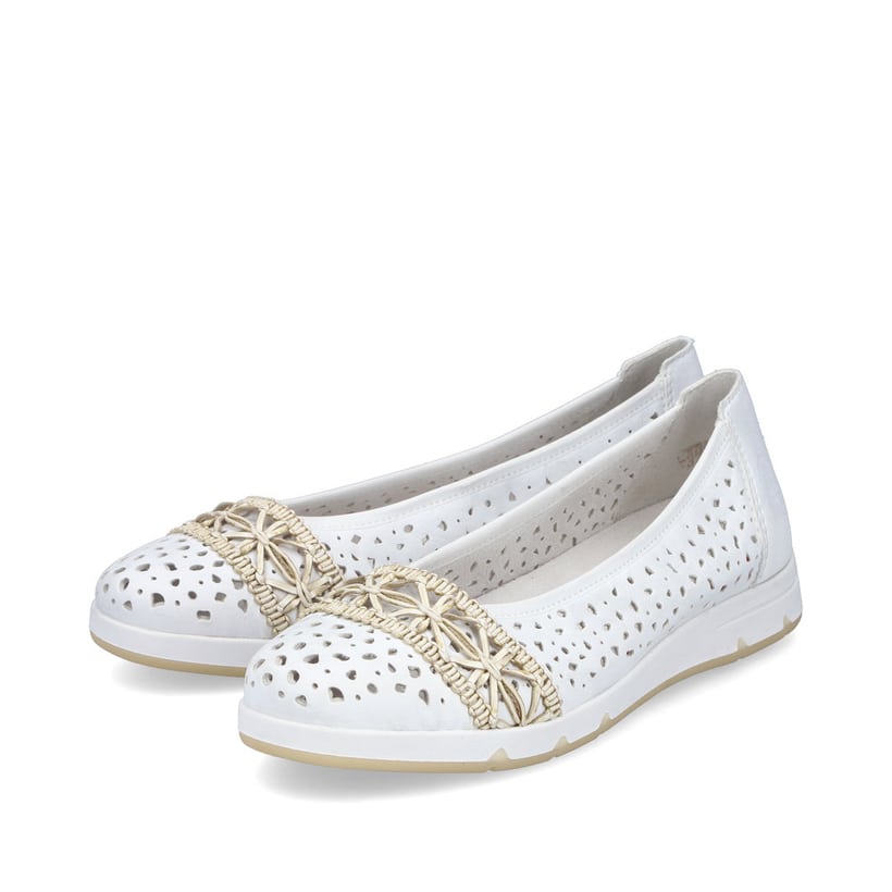Ballerines Rieker blanches pour femme L3062-80 avec éléments décoratifs. Chaussures inclinées sur le côté.