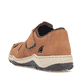 Braune Rieker Herren Slipper 08067-24 mit Klettverschluss sowie Komfortweite G. Schuh von hinten.