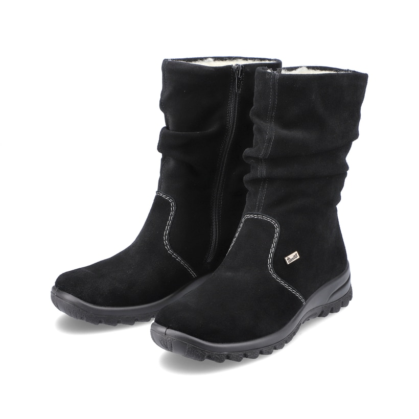 Tiefschwarze Rieker Damen Kurzstiefel Z68M1-01 mit einer schockabsorbierenden Sohle. Schuh seitlich schräg