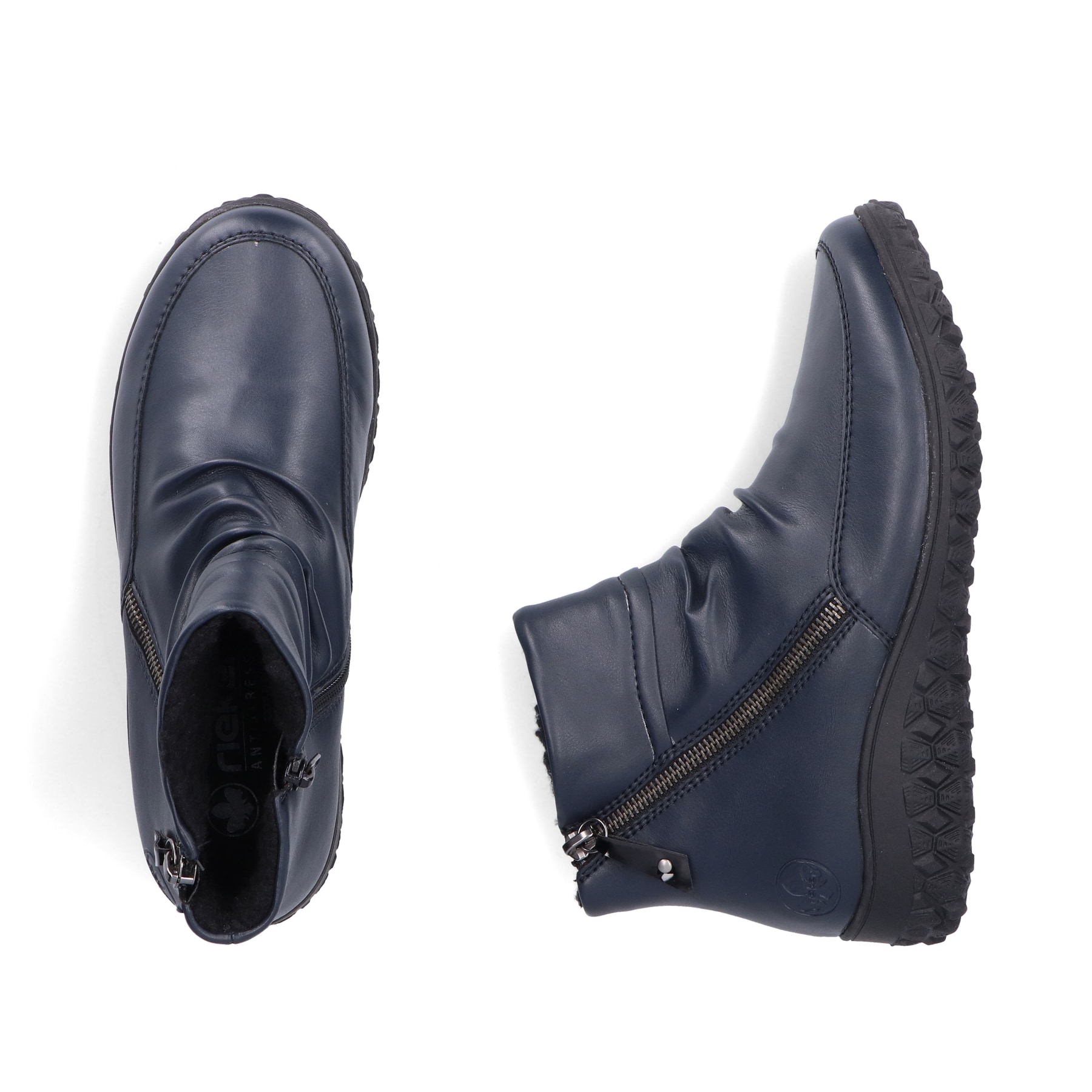 Blaue Rieker Damen Kurzstiefel 59585-14 mit Reißverschluss sowie Extraweite H. Schuh von oben, liegend.
