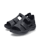 Schwarze Rieker Damen Riemchensandalen 64865-01 mit einem Klettverschluss. Schuhpaar seitlich schräg.
