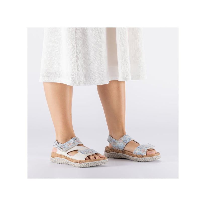 Mehrfarbige Rieker Damen Riemchensandalen V0316-90 aus Glattleder. Schuh am Fuß.