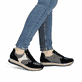 Baskets basses Rieker noires pour femme 49010-01 avec fermeture éclair. Chaussure au pied.