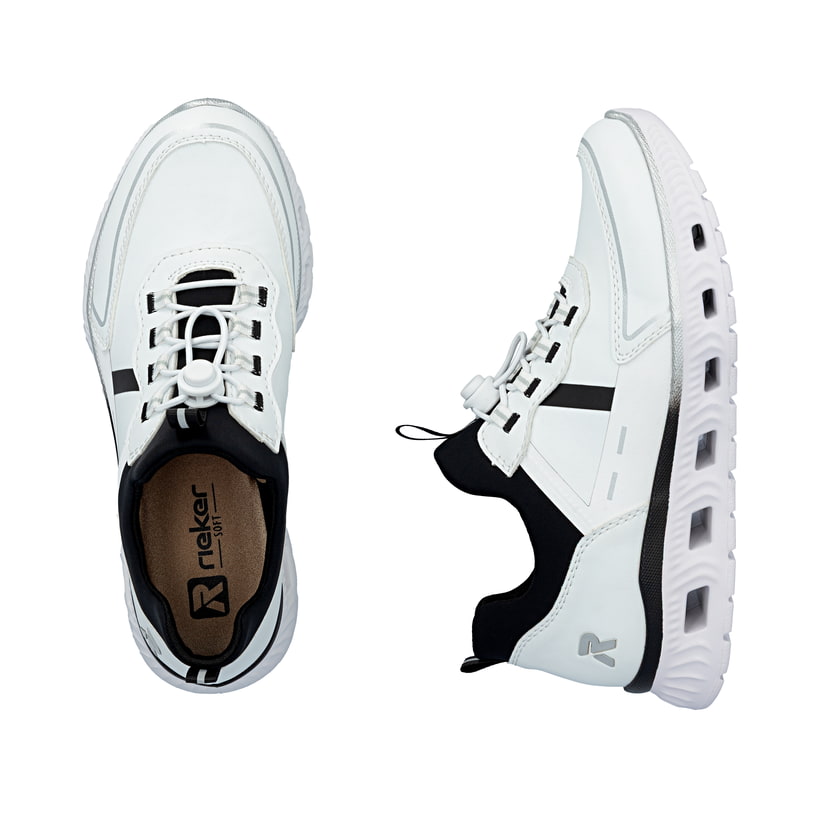 Baskets basses Rieker blanches végétaliennes pour femme M6062-80. Chaussure vue de dessus, couchée.