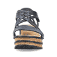 Schieferblaue Rieker Keilsandaletten 68179-14 mit einem Klettverschluss. Schuh von vorne.