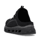Schwarze Rieker Damen Clogs M6091-00 mit einem Gummizug sowie flexibler Sohle. Schuh von hinten.