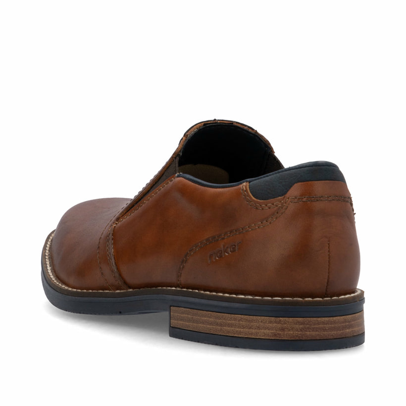 Braune Rieker Herren Slipper 13557-24 aus Glattleder mit einem Gummizug. Schuh von hinten.