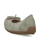 Khakifarbene Rieker Ballerinas 43850-52 mit dekorativer Schleife. Schuh von hinten.