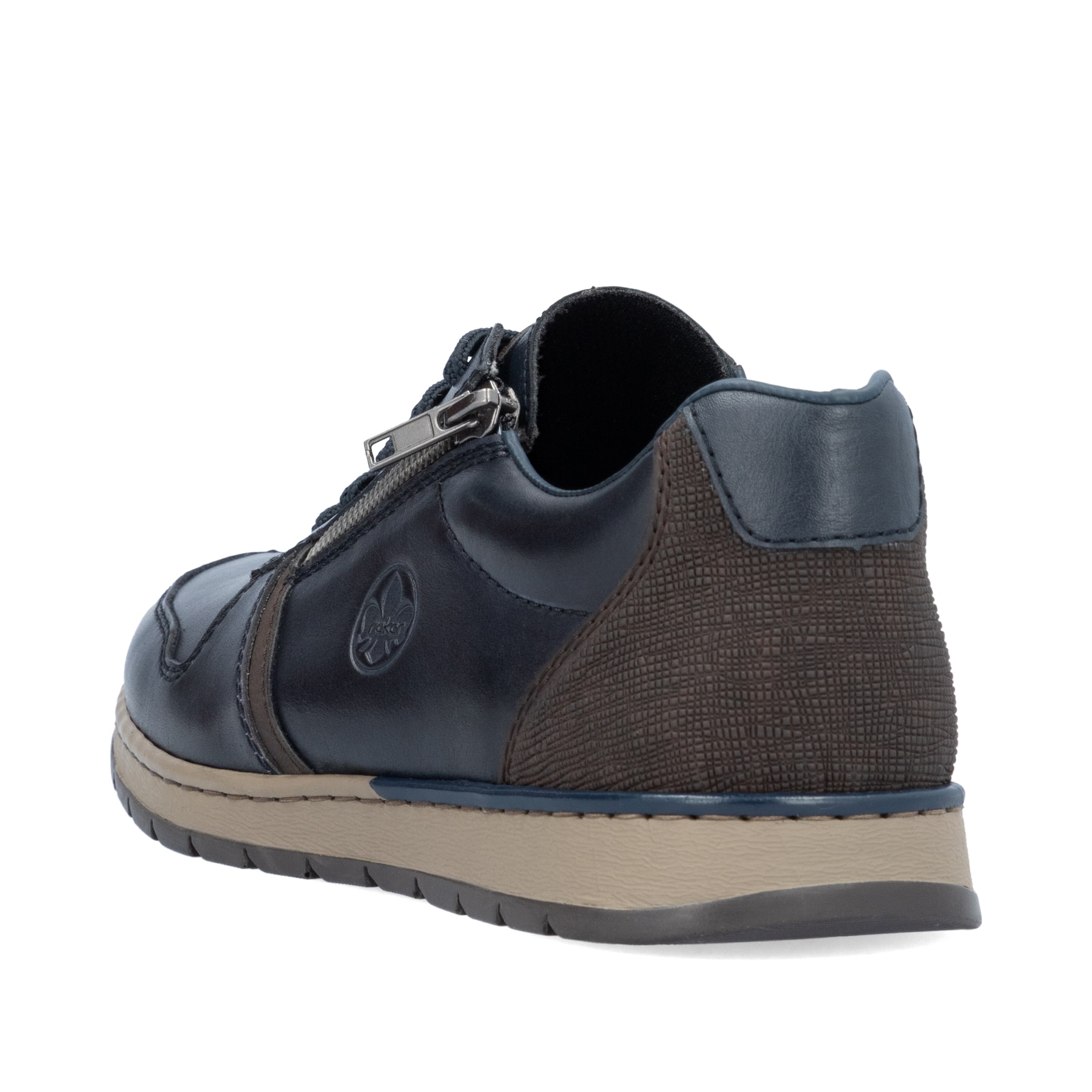 Baskets basses Rieker bleues pour homme B2112-14 en cuir lisse. Chaussure vue de dessus.