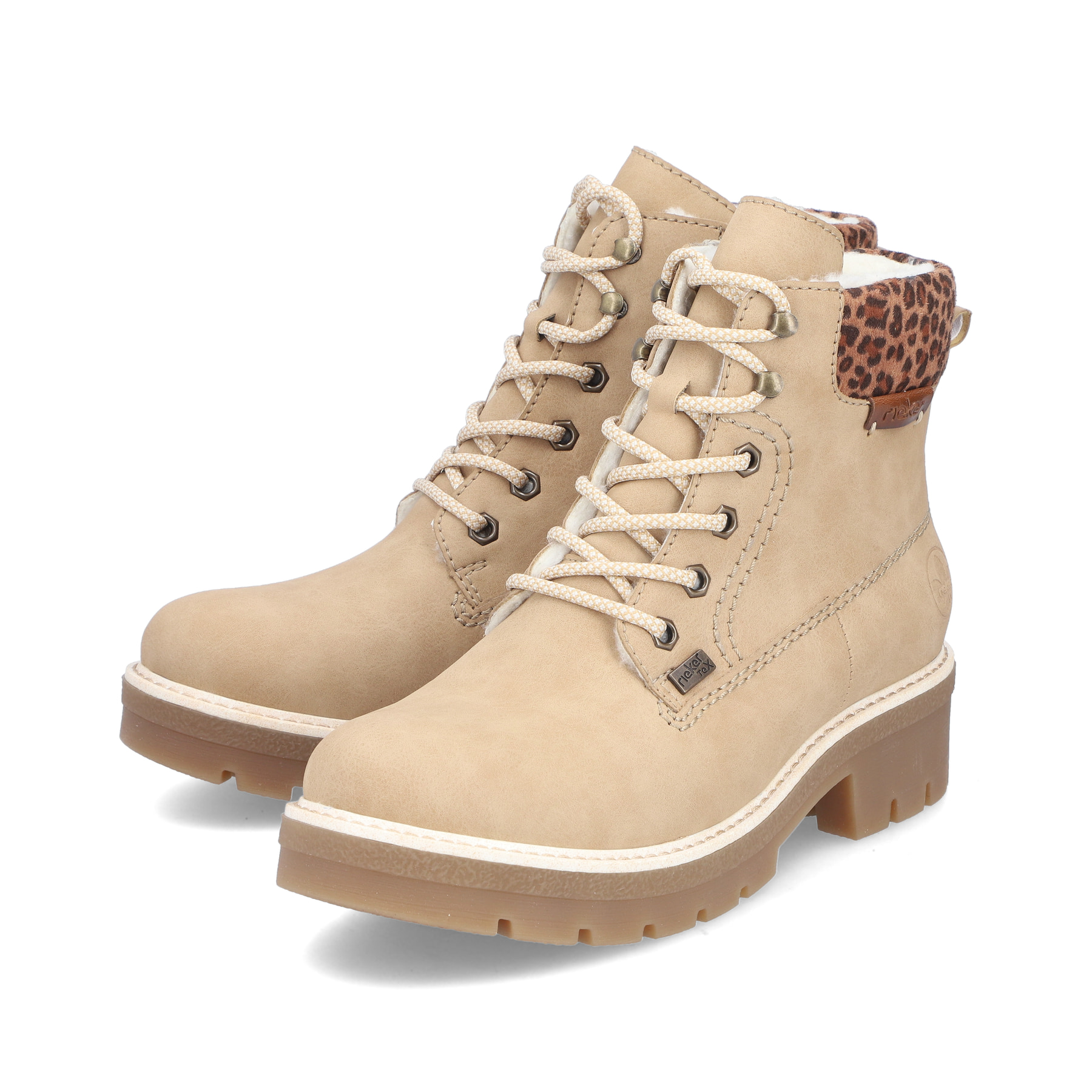 Beige Rieker Damen Schnürstiefel Y8118-60 mit wasserabweisender TEX-Membran. Schuhpaar seitlich schräg.