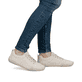Beige vegane Rieker Damen Schnürschuhe 45222-60, Barfußschuhe mit Einlegesohle. Schuh am Fuß.