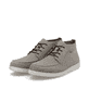 Beige Rieker Herren Kurzstiefel B2303-60 mit moderner Spannnaht sowie Schnürung. Schuhpaar seitlich schräg.