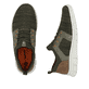 Grüne Rieker Herren Slipper B7796-54 mit einem Gummizug sowie Komfortweite G 1/2. Schuh von oben, liegend.