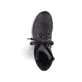 
Tiefschwarze Rieker Damen Biker Boots 78523-01 mit einer robusten Profilsohle. Schuh von oben