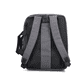 Sac pour ordinateur portable H5200-43 en gris avec fermeture éclair, compartiment rembourré pour ordinateur portable et bretelles amovibles. Arrière.