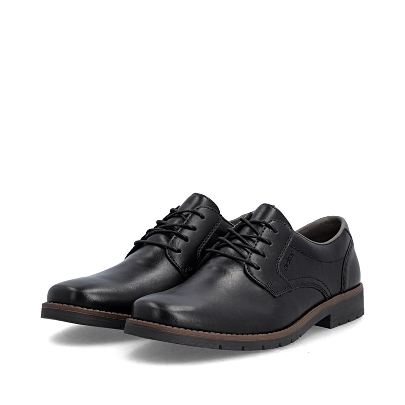 Chaussures à lacets Rieker noires pour hommes 13900-00. Chaussures inclinées sur le côté.