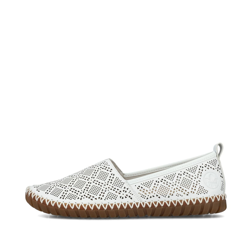 Weiße Rieker Ballerinas M2851-80, Barfußschuhe in Löcheroptik mit einem Gummizug. Schuh Außenseite.