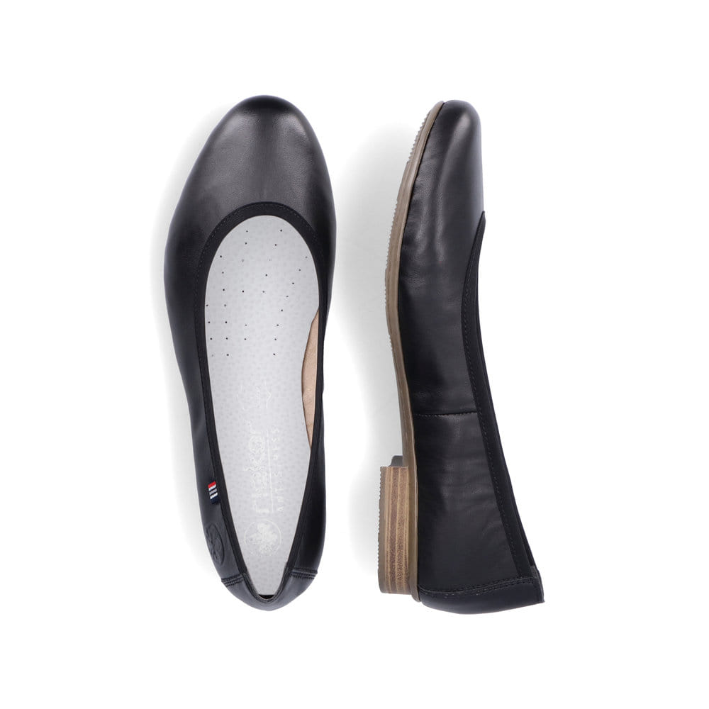 Ballerines Rieker noires pour femme 51994-01. Chaussure vue de dessus, couchée.