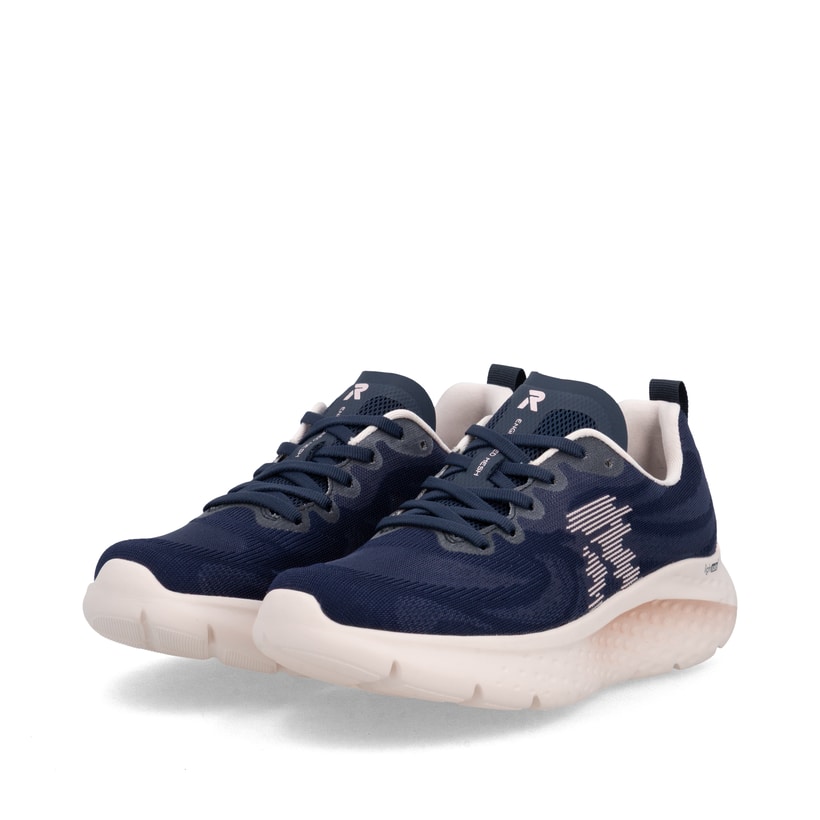 Blaue Rieker Sport Damen Sneaker Low W4401-15. Schuhpaar seitlich schräg.