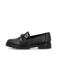 Schwarze Rieker Damen Loafer 45561-01 mit Deko-Kette sowie einem Gummizug. Schuh Außenseite.