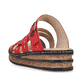 Rote Rieker Damen Pantoletten 62976-33 mit Schnalle sowie Ziernähten. Schuh von hinten.