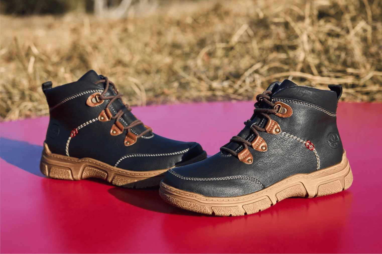 Bottes à lacets 72313-00 d\'automne pour femmes.